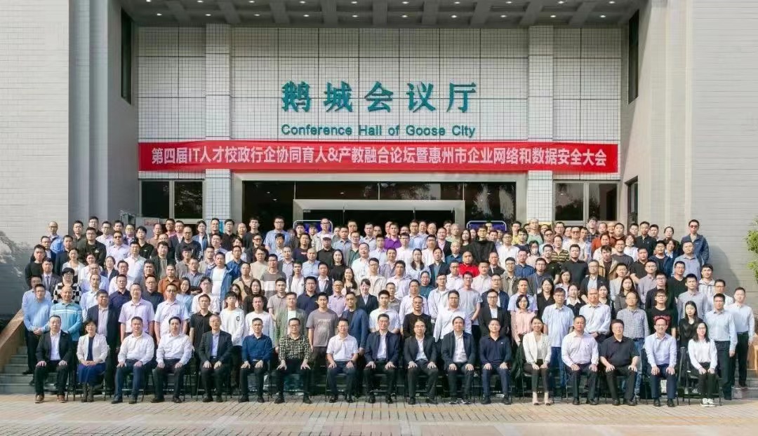 1705550486.jpg webwxgetmsgimg.jpg